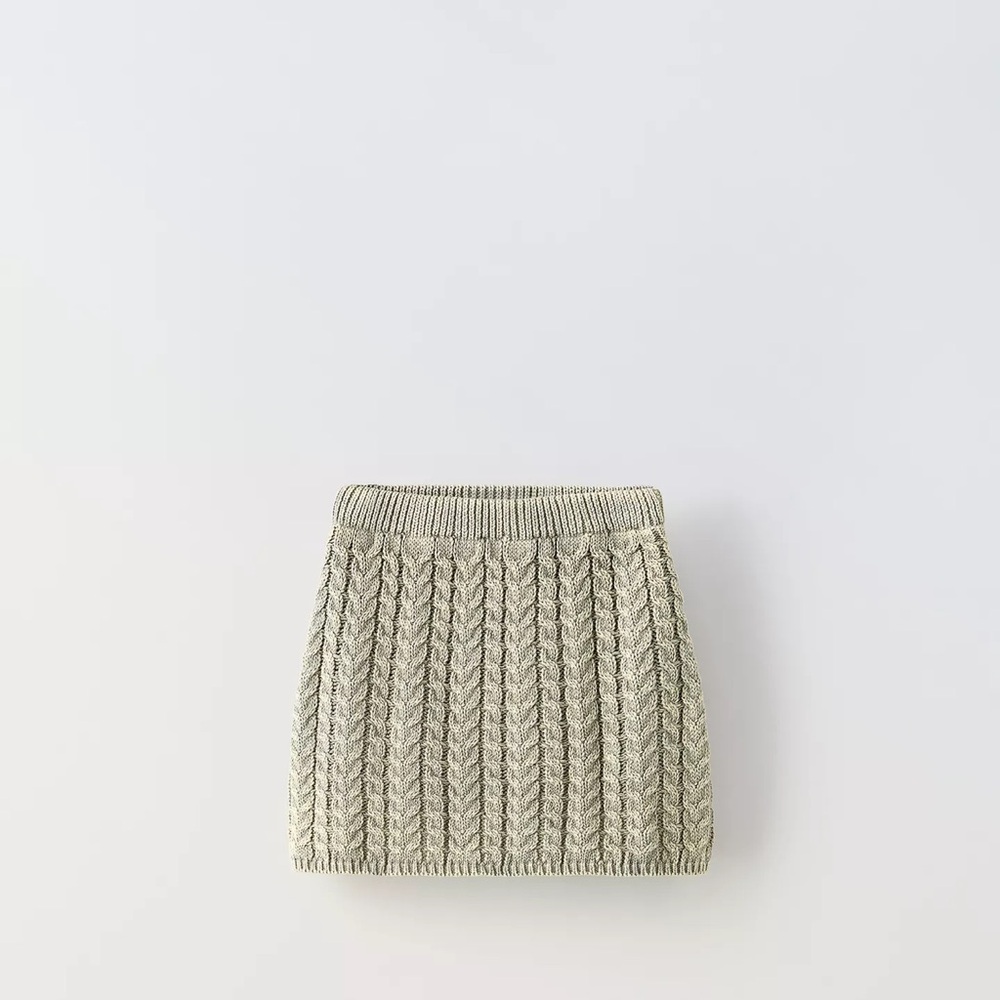 Zara cable knit skirt 
*matching V-neck sweater top in separate listing